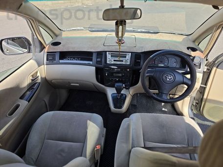 Toyota Corolla Spacio, 2003 — фото 11