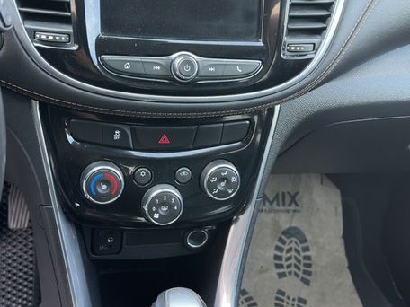 Chevrolet Trax, 2019 — 照片 8