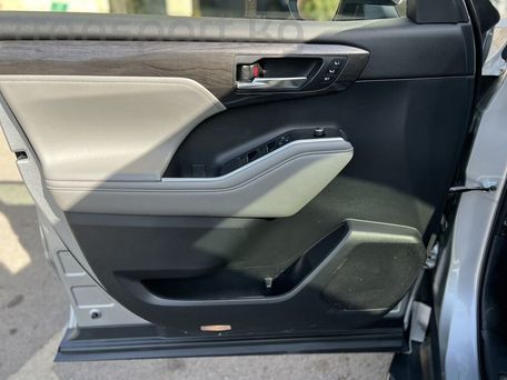 Toyota Highlander, 2021 — photo 8