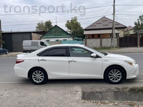 Toyota Camry, 2017 — 照片 2