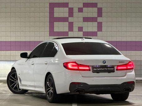 BMW 5 серии, 2021 — 照片 6
