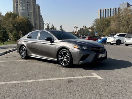 Toyota Camry, 2019 — photo 6