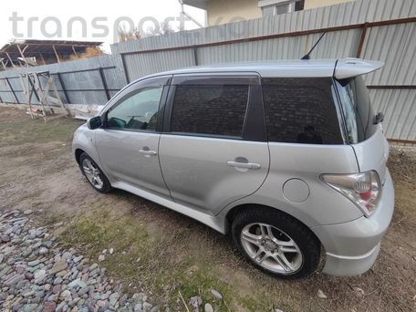 Toyota Ist, 2003 — photo 1