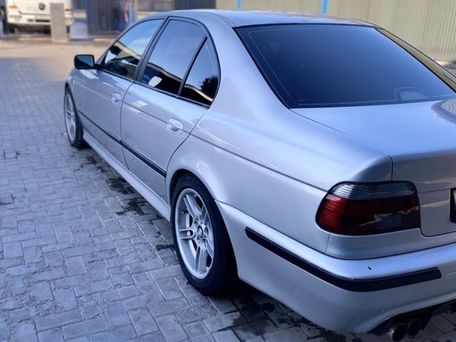 BMW 5 Series, 2002 — photo 1