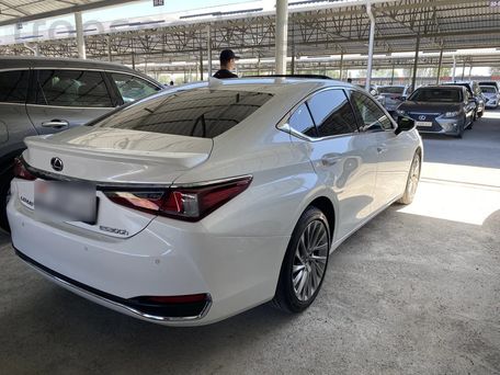 Lexus ES, 2023 — 照片 8