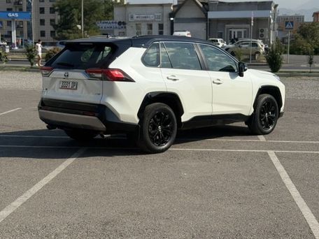 Toyota RAV4, 2021 — сүрөт 6