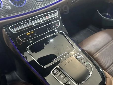 Mercedes-Benz E-Класс AMG, 2020 — фото 8