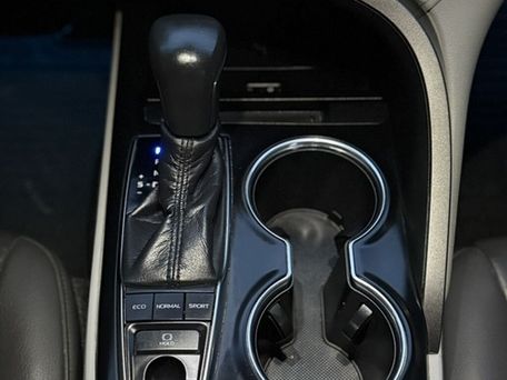 Toyota Camry, 2019 — фото 14