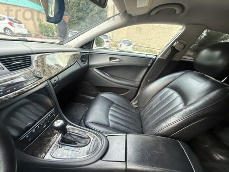 Mercedes-Benz CLS, 2005 — сүрөт 3