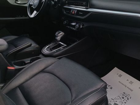 Kia K3, 2021 — photo 10