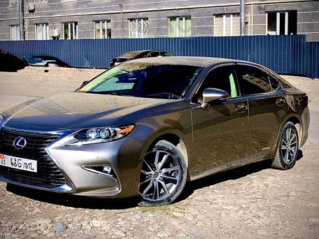 Lexus ES, 2018 — photo 1