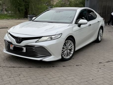 Toyota Camry, 2019 — фото 2