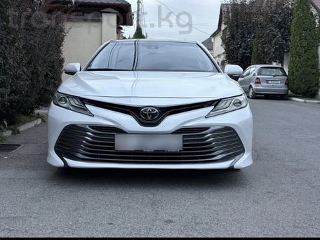Toyota Camry, 2019 — photo 1