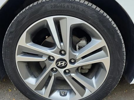 Hyundai Avante, 2018 — photo 8