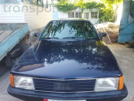 Audi 100, 1986 — photo 1