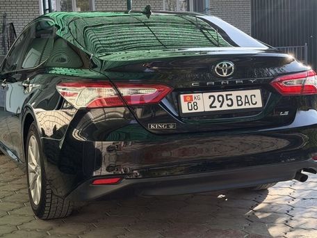 Toyota Camry, 2018 — 照片 3