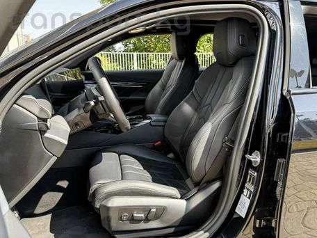 BMW 5 серии, 2024 — 照片 8