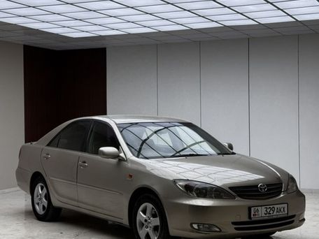 Toyota Camry, 2004 — photo 1