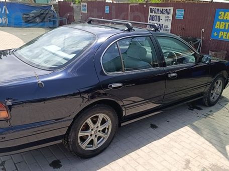 Nissan Cefiro, 1996 — 照片 1