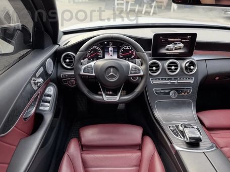 Mercedes-Benz C-Класс AMG, 2018 — 照片 8