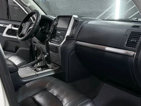 Toyota Land Cruiser, 2017 — сүрөт 8
