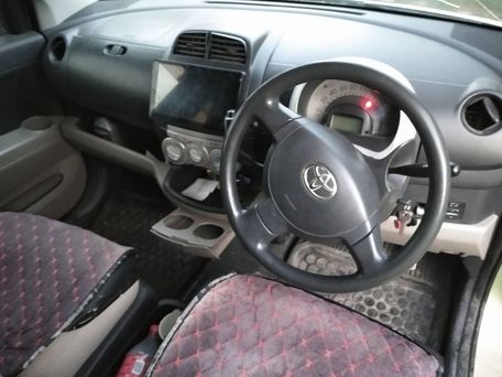 Toyota Passo, 2005 — photo 6