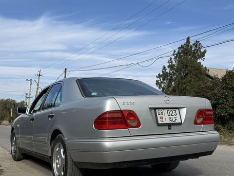 Mercedes-Benz E-Class, 1996 — photo 9
