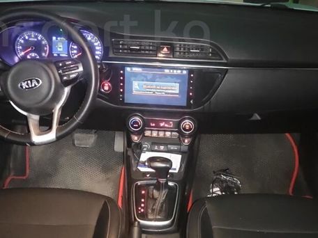 Kia Rio, 2018 — photo 5