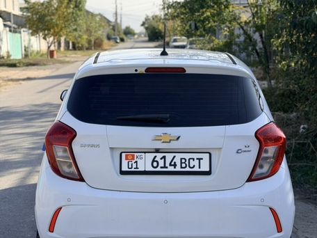 Chevrolet Spark, 2017 — сүрөт 3