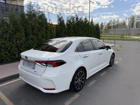 Toyota Corolla, 2024 — 照片 2