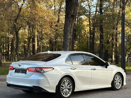 Toyota Camry, 2018 — photo 7