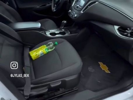 Chevrolet Malibu, 2017 — 照片 4