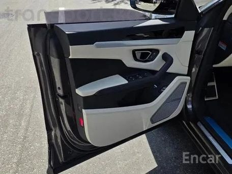 Lamborghini Urus, 2024 — сүрөт 16