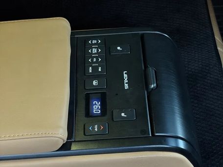 Lexus ES, 2022 — 照片 10