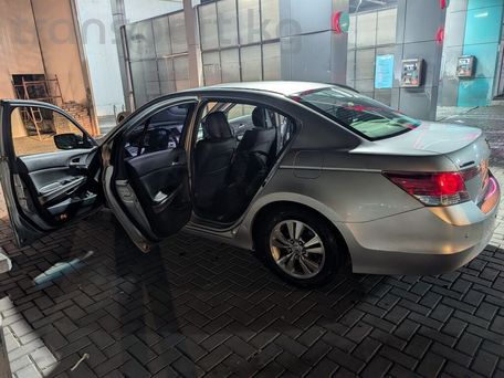 Honda Accord, 2009 — photo 9