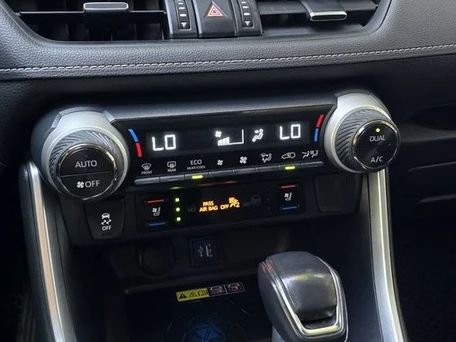 Toyota RAV4, 2023 — 照片 11