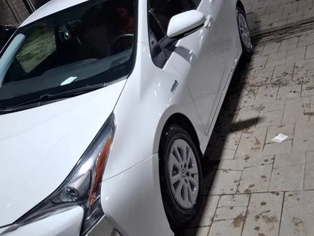 Toyota Prius, 2018 — фото 1