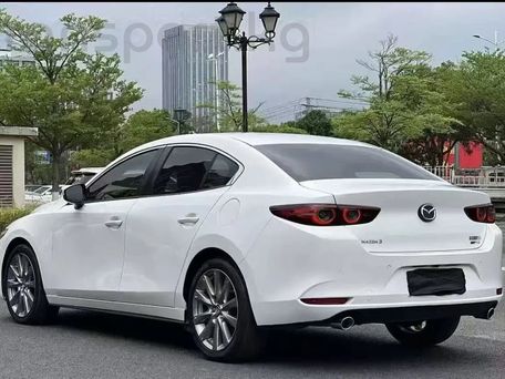 Mazda 3, 2021 — 照片 4