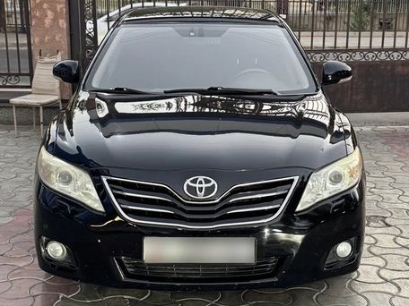 Toyota Camry, 2010 — фото 1
