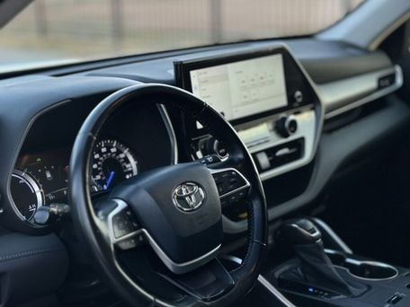 Toyota Highlander, 2023 — photo 11