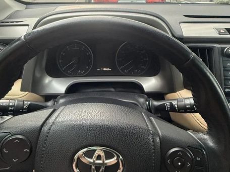 Toyota RAV4, 2018 — фото 2