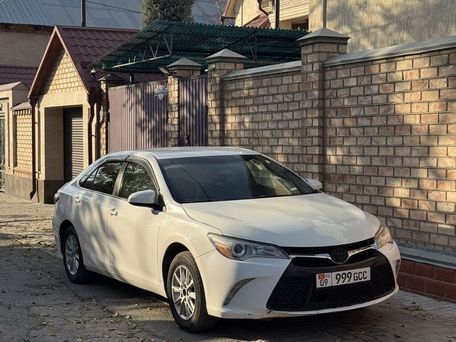 Toyota Camry, 2015 — photo 1