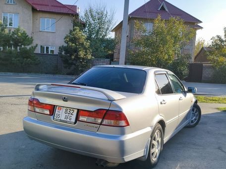 Honda Accord, 2002 — 照片 4