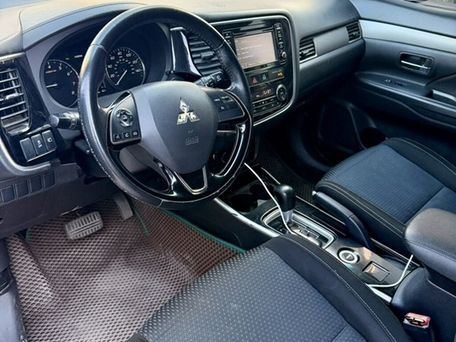 Mitsubishi Outlander, 2017 — фото 4