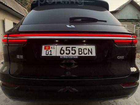 Li Auto (Lixiang) One, 2022 — photo 7