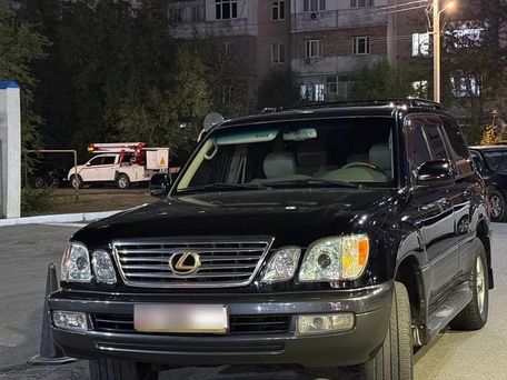 Lexus LX, 2006