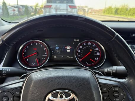 Toyota Camry, 2018 — фото 4