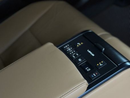 Lexus ES, 2019 — photo 20