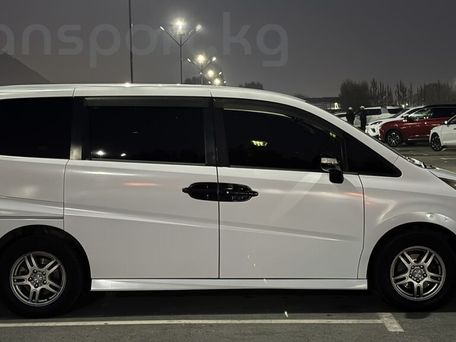 Honda Stepwgn, 2008 — photo 7