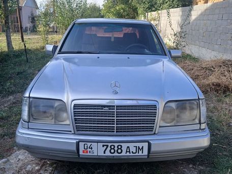 Mercedes-Benz W124, 1992